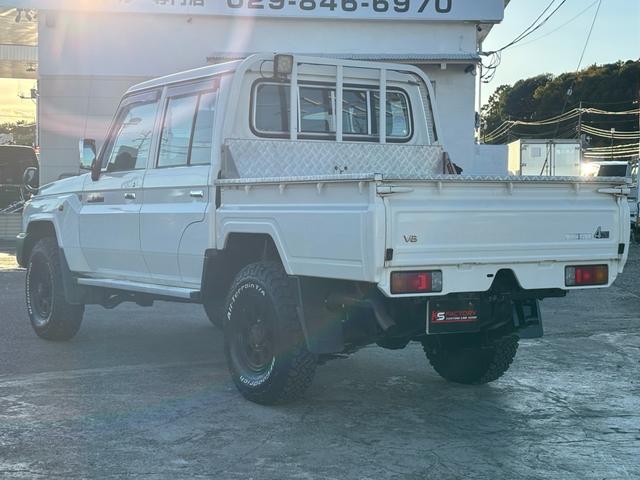 ランドクルーザー70 ピックアップ ランクル70/ランクル79/ユーザー買取車/30thアニバーサリーピックアップ/ガソリン/5MT/ETC/BFグッドリッチKO3ATタイヤ(2365/85R16)/社外16AW(71枚目)