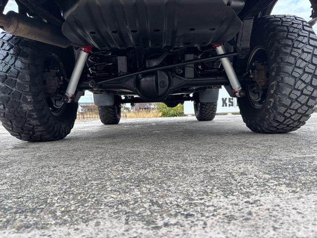 サファリ グランロード　サファリ／グランロード／ディーゼル／新品ブラック全塗装済み／新品ランチョショック／リフトアップ／５速マニュアル／マニュアルハブ／ＢＦグッドリッチマッドテレーンタイヤＫＭ３／社外１６ＡＷ／バンパーガード（24枚目）