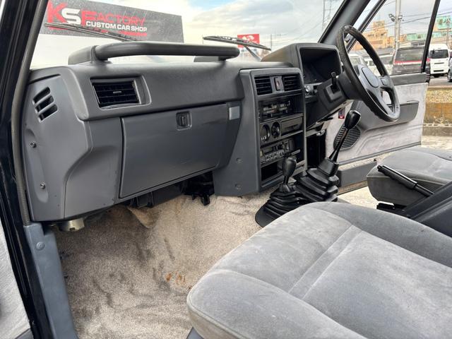 サファリ グランロード　サファリ／グランロード／ディーゼル／新品ブラック全塗装済み／新品ランチョショック／リフトアップ／５速マニュアル／マニュアルハブ／ＢＦグッドリッチマッドテレーンタイヤＫＭ３／社外１６ＡＷ／バンパーガード（33枚目）