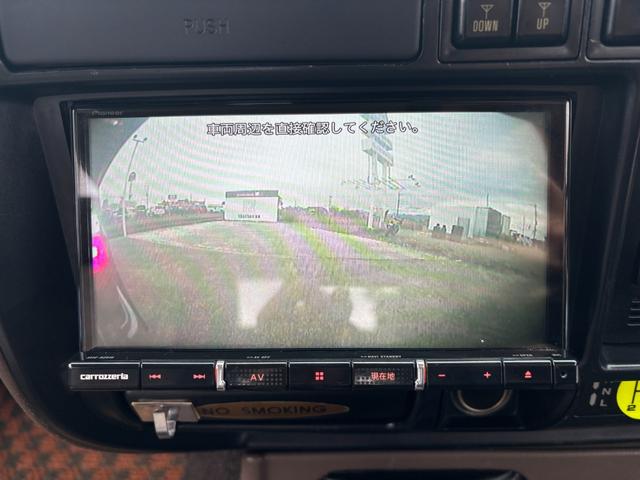 ランドクルーザー80 GX ランクル80/最終型/GX/5速MT/観音開き/ガソリン/1FZエンジン/新品全塗装/ETC/パイオニア製ナビ/フルセグTV/バックカメラ/エリートマックス16AW/ブリジストンタイヤ/リフトアップ(11枚目)