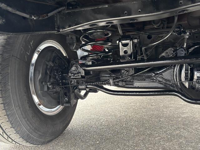 ランドクルーザー80 GX ランクル80/最終型/GX/5速MT/観音開き/ガソリン/1FZエンジン/新品全塗装/ETC/パイオニア製ナビ/フルセグTV/バックカメラ/エリートマックス16AW/ブリジストンタイヤ/リフトアップ(17枚目)