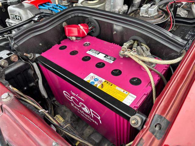 ランドクルーザー80 GX ランクル80/最終型/GX/5速MT/観音開き/ガソリン/1FZエンジン/新品全塗装/ETC/パイオニア製ナビ/フルセグTV/バックカメラ/エリートマックス16AW/ブリジストンタイヤ/リフトアップ(27枚目)