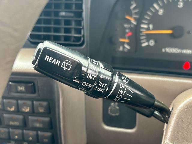 ランドクルーザー80 GX ランクル80/最終型/GX/5速MT/観音開き/ガソリン/1FZエンジン/新品全塗装/ETC/パイオニア製ナビ/フルセグTV/バックカメラ/エリートマックス16AW/ブリジストンタイヤ/リフトアップ(35枚目)