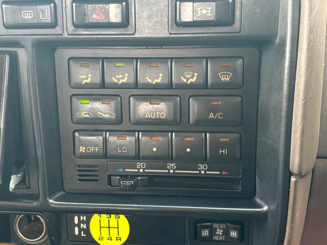 ランドクルーザー80 GX ランクル80/最終型/GX/5速MT/観音開き/ガソリン/1FZエンジン/新品全塗装/ETC/パイオニア製ナビ/フルセグTV/バックカメラ/エリートマックス16AW/ブリジストンタイヤ/リフトアップ(38枚目)