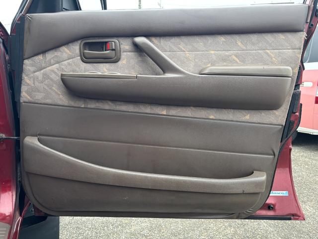 ランドクルーザー80 GX ランクル80/最終型/GX/5速MT/観音開き/ガソリン/1FZエンジン/新品全塗装/ETC/パイオニア製ナビ/フルセグTV/バックカメラ/エリートマックス16AW/ブリジストンタイヤ/リフトアップ(50枚目)