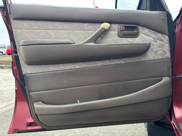 ランドクルーザー80 GX ランクル80/最終型/GX/5速MT/観音開き/ガソリン/1FZエンジン/新品全塗装/ETC/パイオニア製ナビ/フルセグTV/バックカメラ/エリートマックス16AW/ブリジストンタイヤ/リフトアップ(52枚目)