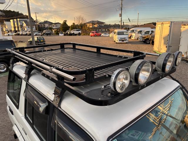 ランドクルーザー70 LX ランクル70/ランクル77/ディーゼル/5速MT/前後デフロック/LX/リフトアップ/社外ルーフラック/リアラダー/SUPER OFF ROADERフォグランプ/ウィンチ/ETC/シートカバー(15枚目)