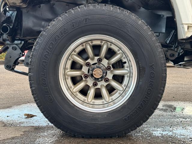 ランドクルーザー70 LX ランクル70/ランクル77/ディーゼル/5速MT/前後デフロック/LX/リフトアップ/社外ルーフラック/リアラダー/SUPER OFF ROADERフォグランプ/ウィンチ/ETC/シートカバー(50枚目)