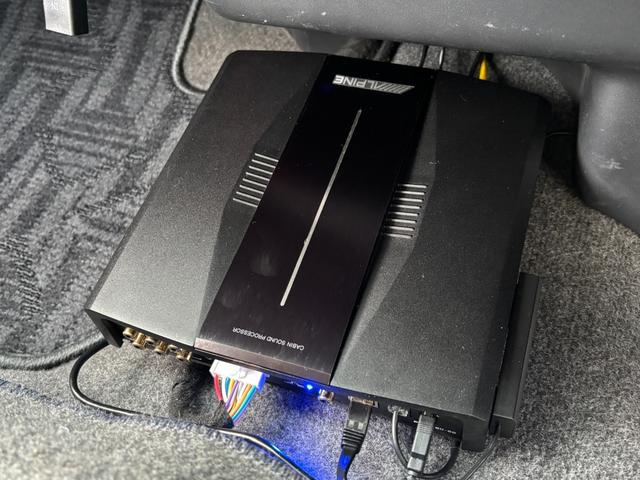 ハイエースワゴン グランドキャビン 4WD/10人乗り3ナンバー/新品ジオランダーX-ATタイヤ/新品BRUT16AW/ECLIPSEナビ/電動スライドドア/ETC/フリップダウンモニター/ドラレコ/Bカメラ/アルパインサウンドシステム(15枚目)