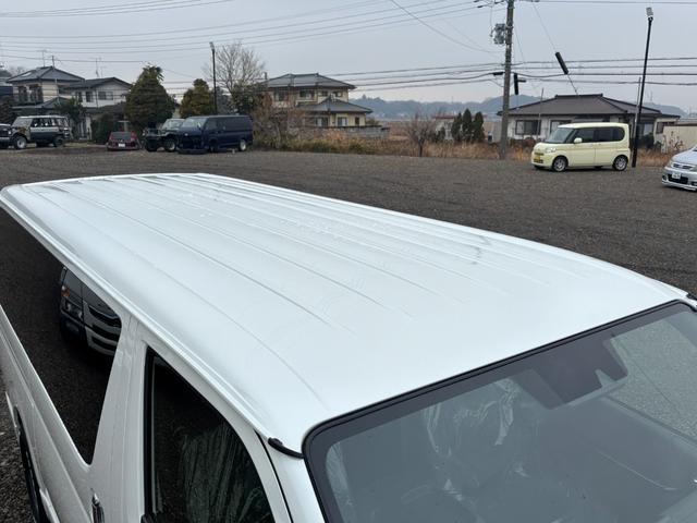 ハイエースバン