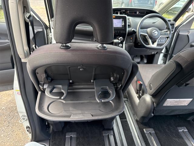 セレナ ハイウェイスター プロパイロットエディション ETC バックカメラ ナビ TV クリアランスソナー オートクルーズコントロール レーンアシスト 衝突被害軽減システム 両側電動スライドドア オートライト スマートキー アイドリングストップ(29枚目)