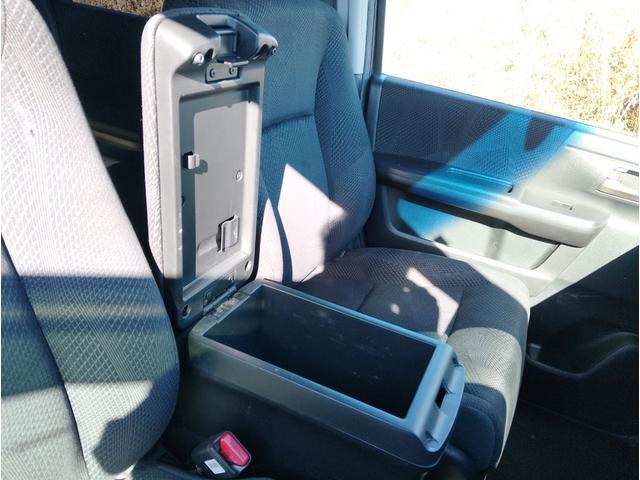 ステップワゴンスパーダ Ｚ　ＨＤＤナビエディション（31枚目）