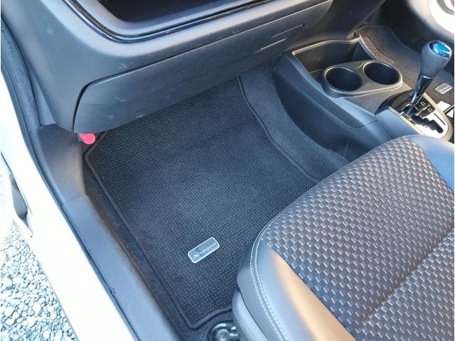 アクア X-アーバン 車検2年付き(エンジンオイル・オイルフィルター・ブレーキオイル・ワイパゴム3本交換)純正ナビ TV BT バックカメラ ETC フルエアロ 純正アルミホイール オートエアコン キーレスエントリー(45枚目)