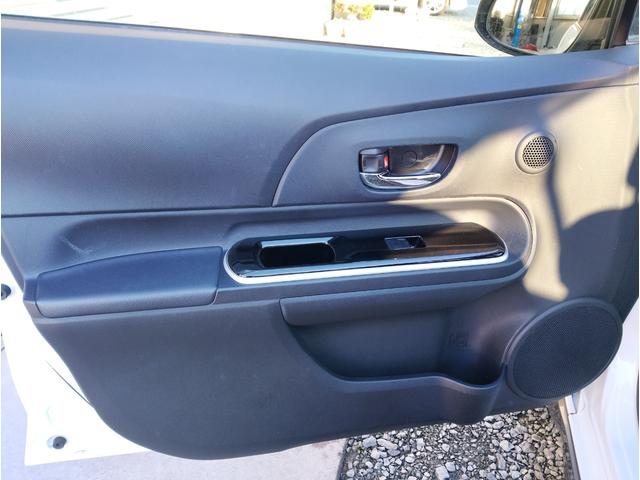 アクア X-アーバン 車検2年付き(エンジンオイル・オイルフィルター・ブレーキオイル・ワイパゴム3本交換)純正ナビ TV BT バックカメラ ETC フルエアロ 純正アルミホイール オートエアコン キーレスエントリー(48枚目)