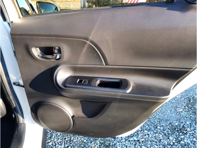 アクア X-アーバン 車検2年付き(エンジンオイル・オイルフィルター・ブレーキオイル・ワイパゴム3本交換)純正ナビ TV BT バックカメラ ETC フルエアロ 純正アルミホイール オートエアコン キーレスエントリー(49枚目)