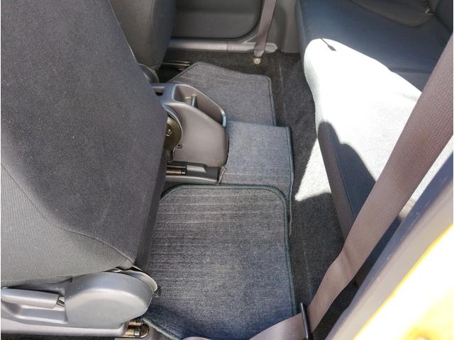 �ۏ؂͂P�����܂��͂P�O�O�O�L�������ۏ؂��t�����Ă���܂��B���Օi�ƃi�r�E�o�b�N�J�����E�d�s�b�E�h�����R�E�����ȃ��j�^�[�Ȃǂ̓d���i�͕ۏؑΏۊO�ƂȂ�܂��B