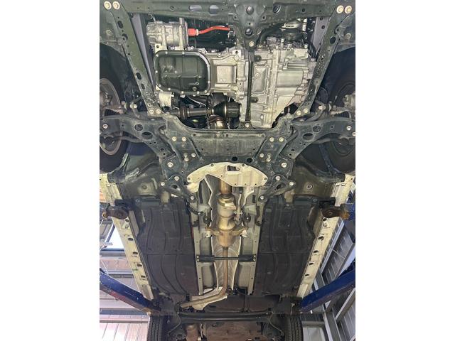 プリウスPHV G 純正HDDナビ フルセグTV バックカメラ ドライブレコーダー DVD再生 シートヒーター ハーフレザーシート ビルトインETC HIDヘッドライト ドアバイザー 純正アルミホイール(10枚目)