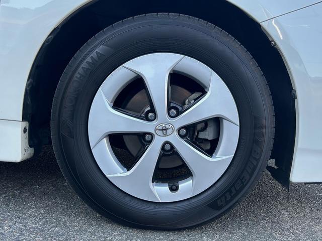 プリウスPHV G 純正HDDナビ フルセグTV バックカメラ ドライブレコーダー DVD再生 シートヒーター ハーフレザーシート ビルトインETC HIDヘッドライト ドアバイザー 純正アルミホイール(11枚目)