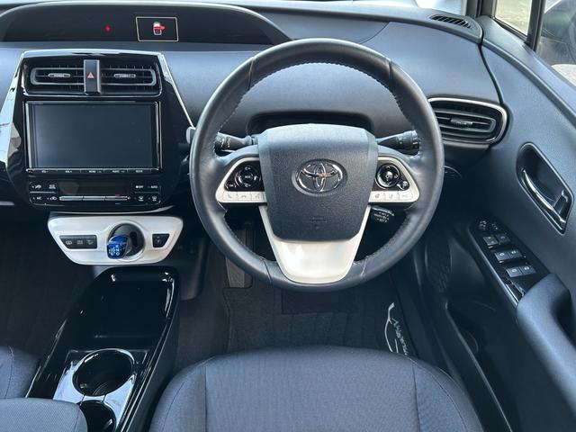 プリウスPHV S ワンオーナー 9インチ純正メモリーナビ 充電ケーブル付属 バックカメラ トヨタセーフティセンス レーダークルーズ LEDアダプティブヘッドライト シートヒーター ステアリングヒーター ETC2.0(18枚目)