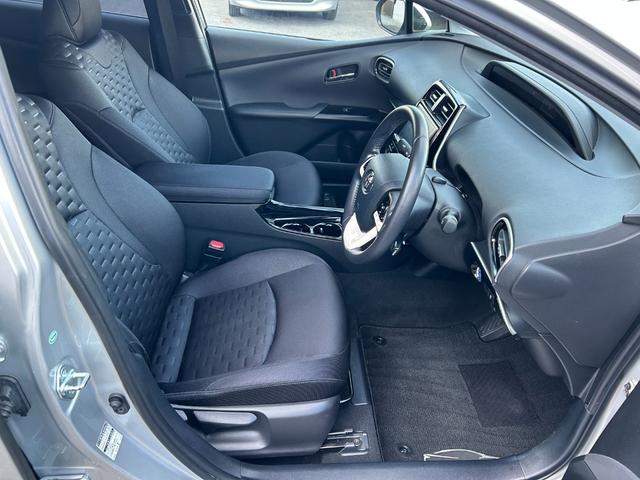 プリウスPHV S ワンオーナー 9インチ純正メモリーナビ 充電ケーブル付属 バックカメラ トヨタセーフティセンス レーダークルーズ LEDアダプティブヘッドライト シートヒーター ステアリングヒーター ETC2.0(34枚目)