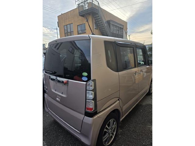 N-BOX G SSパッケージ バックカメラ 両側電動スライドドア ナビ スマートキー アイドリングストップ 電動格納ミラー ベンチシート CVT 盗難防止システム ABS ESC CD DVD再生 チップアップシート(15枚目)