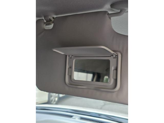 N-BOX G SSパッケージ バックカメラ 両側電動スライドドア ナビ スマートキー アイドリングストップ 電動格納ミラー ベンチシート CVT 盗難防止システム ABS ESC CD DVD再生 チップアップシート(75枚目)