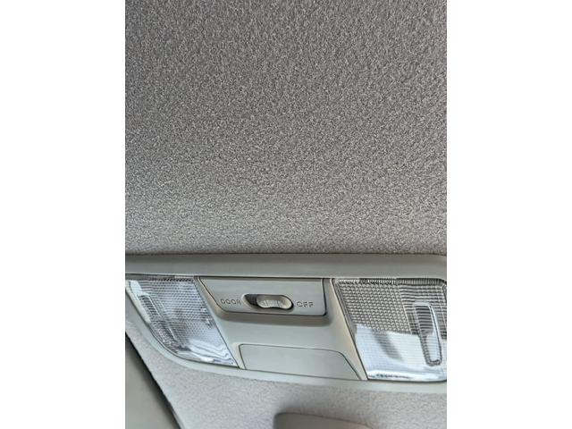 N-BOX G SSパッケージ バックカメラ 両側電動スライドドア ナビ スマートキー アイドリングストップ 電動格納ミラー ベンチシート CVT 盗難防止システム ABS ESC CD DVD再生 チップアップシート(79枚目)