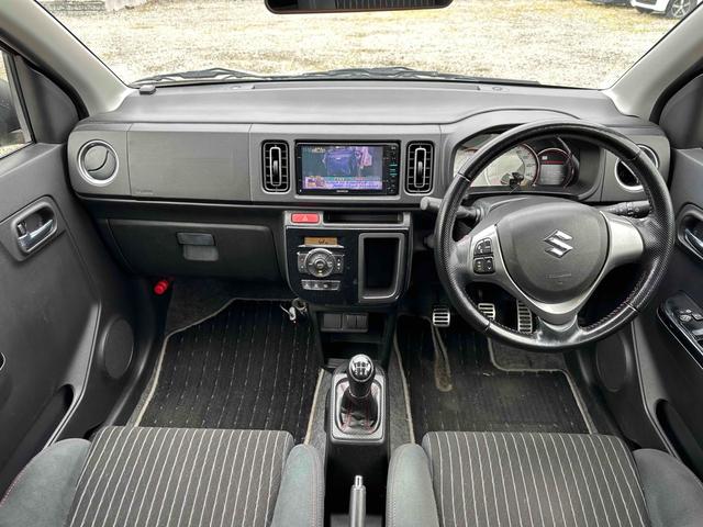 アルトワークス ベースグレード　ＥＴＣ　ナビ　ＴＶ　オートライト　ＨＩＤ　スマートキー　電動格納ミラー　ＭＴ　盗難防止システム　ＡＢＳ　ＥＳＣ　ＣＤ　Ｂｌｕｅｔｏｏｔｈ　アルミホイール　衝突安全ボディ　エアコン　パワーステアリング（2枚目）