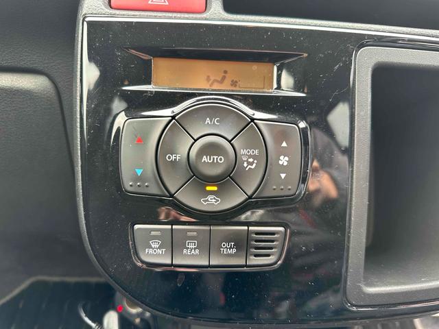 アルトワークス ベースグレード　ＥＴＣ　ナビ　ＴＶ　オートライト　ＨＩＤ　スマートキー　電動格納ミラー　ＭＴ　盗難防止システム　ＡＢＳ　ＥＳＣ　ＣＤ　Ｂｌｕｅｔｏｏｔｈ　アルミホイール　衝突安全ボディ　エアコン　パワーステアリング（6枚目）