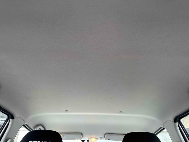 アルトワークス ベースグレード　ＥＴＣ　ナビ　ＴＶ　オートライト　ＨＩＤ　スマートキー　電動格納ミラー　ＭＴ　盗難防止システム　ＡＢＳ　ＥＳＣ　ＣＤ　Ｂｌｕｅｔｏｏｔｈ　アルミホイール　衝突安全ボディ　エアコン　パワーステアリング（22枚目）