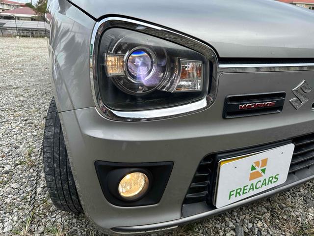 アルトワークス ベースグレード　ＥＴＣ　ナビ　ＴＶ　オートライト　ＨＩＤ　スマートキー　電動格納ミラー　ＭＴ　盗難防止システム　ＡＢＳ　ＥＳＣ　ＣＤ　Ｂｌｕｅｔｏｏｔｈ　アルミホイール　衝突安全ボディ　エアコン　パワーステアリング（35枚目）