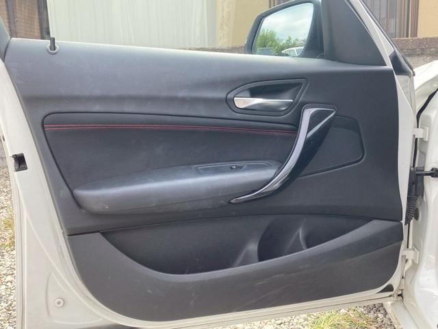 １シリーズ １２０ｉ　スポーツ　ＥＴＣ　オートライト　禁煙車　ナビ　スマートキー　パワーシート（22枚目）