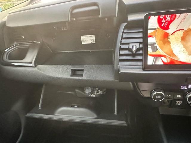 フィット ｅ：ＨＥＶクロスター　ＥＴＣ２．０ワンオーナー・純正ナビ・Ｄレコ・バックカメラ（25枚目）