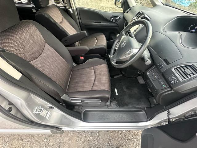 セレナ ハイウェイスター Vエアロモード+セーフティ SHV(10枚目)