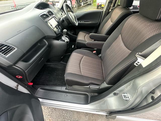 セレナ ハイウェイスター Vエアロモード+セーフティ SHV(41枚目)