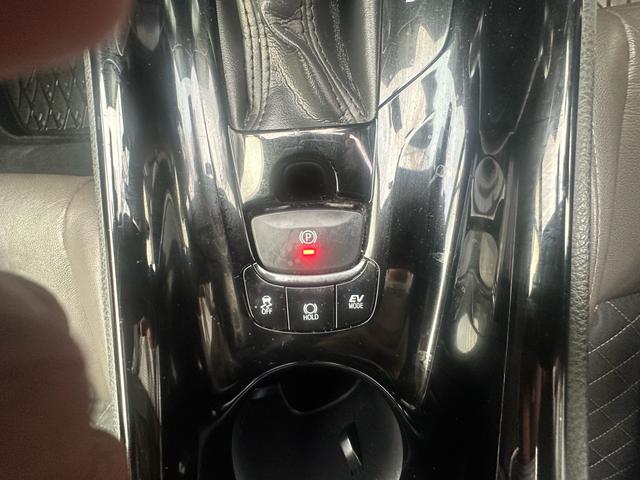 C-HR G モード ネロ セーフティ プラスフルモデリスタエアロキット BSM パノラマビュー スペアタイヤ フルセグ 衝突被害軽減システム ETC ドラレコ LEDヘッドランプ フルエアロ 記録簿(22枚目)