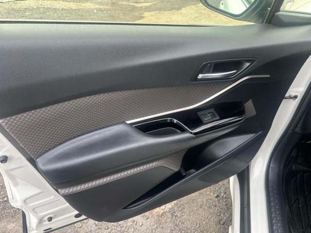 C-HR G モード ネロ セーフティ プラスフルモデリスタエアロキット BSM パノラマビュー スペアタイヤ フルセグ 衝突被害軽減システム ETC ドラレコ LEDヘッドランプ フルエアロ 記録簿(53枚目)