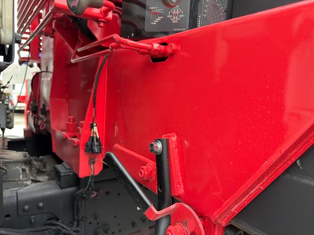 ファイター 　全塗装　横ネタ交換　増トン　中型６ｔ　ＧＶＷ１１ｔ未満　中型免許対応（８ｔ限定を除く）　古河ユニック　ＵＲＵ３７５ＮＲＫＫ　５段クレーン　フックイン　角足　ラジコン付　上物同年　ターボ２４０馬力（36枚目）