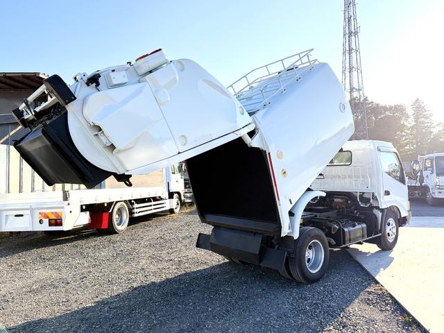 ダイナトラック 全塗装仕上げ済み 塵芥車/パッカー車 極東開発工業製 GB50-83D-S 巻き込み式/回転板式 ダンプ排出式 容積5.0立米 連続スイッチ 汚水タンク ターボ 積載2t 5速MT(5枚目)