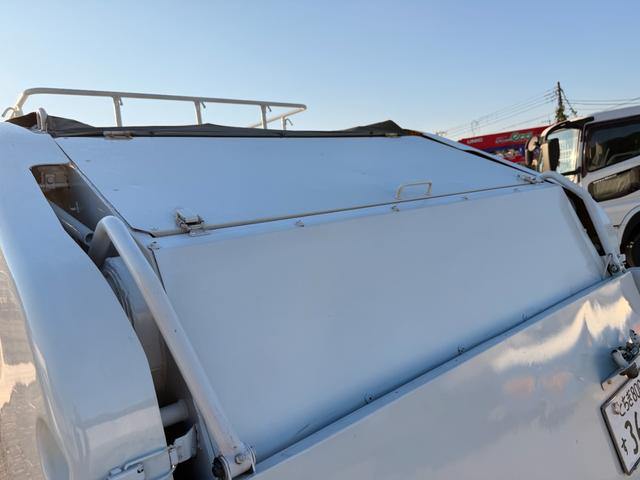 ダイナトラック 全塗装仕上げ済み 塵芥車/パッカー車 極東開発工業製 GB50-83D-S 巻き込み式/回転板式 ダンプ排出式 容積5.0立米 連続スイッチ 汚水タンク ターボ 積載2t 5速MT(42枚目)