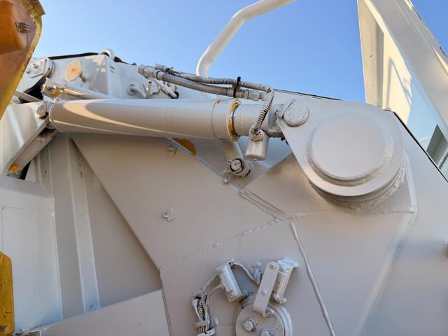 ダイナトラック 全塗装仕上げ済み 塵芥車/パッカー車 極東開発工業製 GB50-83D-S 巻き込み式/回転板式 ダンプ排出式 容積5.0立米 連続スイッチ 汚水タンク ターボ 積載2t 5速MT(60枚目)