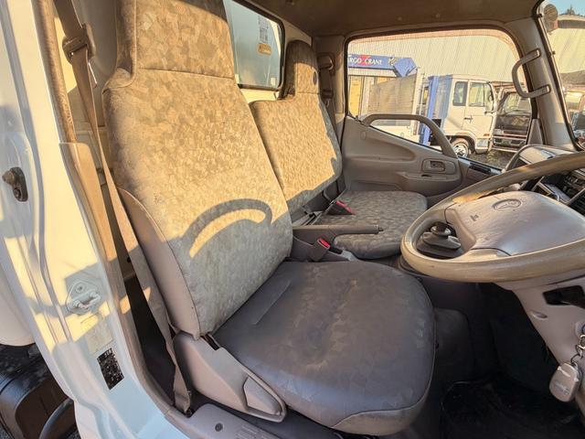 ダイナトラック 全塗装仕上げ済み 塵芥車/パッカー車 極東開発工業製 GB50-83D-S 巻き込み式/回転板式 ダンプ排出式 容積5.0立米 連続スイッチ 汚水タンク ターボ 積載2t 5速MT(72枚目)