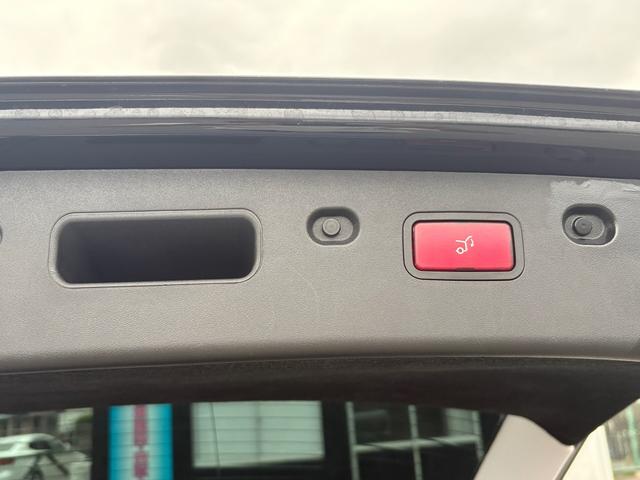 Eクラスステーションワゴン E300 ステーションワゴン 純正ナビ AT AAC  PS PW AW エアB ABS 革シート SR ナビ ドライブレコーダー 禁煙(19枚目)