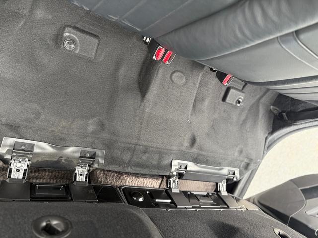 Eクラスステーションワゴン E300 ステーションワゴン 純正ナビ AT AAC  PS PW AW エアB ABS 革シート SR ナビ ドライブレコーダー 禁煙(21枚目)