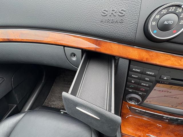 Eクラスステーションワゴン E300 ステーションワゴン 純正ナビ AT AAC  PS PW AW エアB ABS 革シート SR ナビ ドライブレコーダー 禁煙(35枚目)