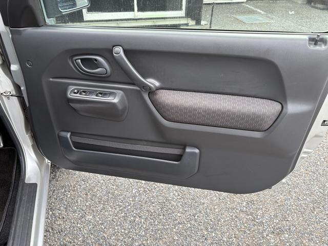 ジムニー XC クロスアドベンチャー 5MT AC PS PW エアB ABS 4WD(20枚目)