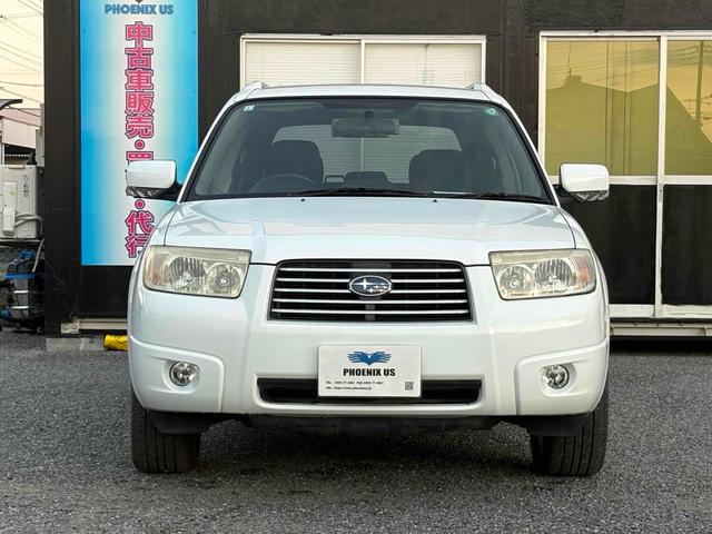 フォレスター １０ｔｈアニバーサリー　４ＷＤ　ＥＴＣ　ナビ　ＨＩＤ　アルミホイール　キーレスエントリー　ＡＴ　衝突安全ボディ　ＣＤ　ＤＶＤ再生　ＵＳＢ　ミュージックプレイヤー接続可　Ｂｌｕｅｔｏｏｔｈ　ＡＢＳ　エアコン　パワーステアリング（2枚目）