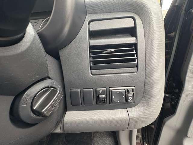 キューブ １５Ｍ　ＨＤＤナビ　ＥＴＣ　禁煙　ＤＴＶ　禁煙　ＡＴ　ＡＣ　ＰＳ　ＡＢＳ（15枚目）