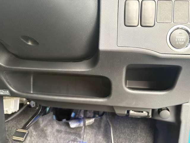 ステラ カスタムＲリミテッドＳ　ＴＶ　バックカメラ　禁煙　パワーウィンドウ　ＡＢＳ（16枚目）