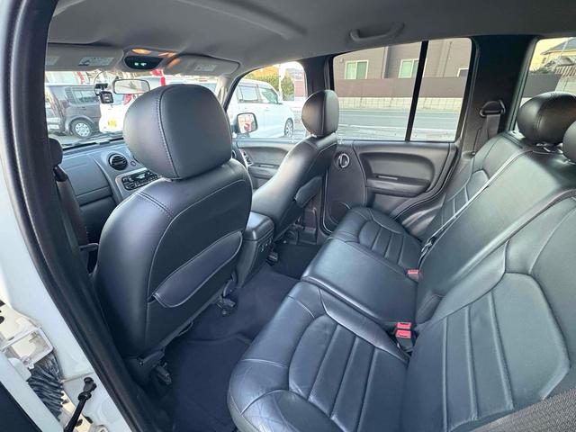 ジープ・チェロキー 　４ＷＤ　ドライブレコーダー　ＥＴＣ　アルミホイール　ＡＴ　盗難防止システム　ＣＤ　ＡＢＳ　エアコン　パワーステアリング　パワーウィンドウ　運転席エアバッグ　助手席エアバッグ（15枚目）